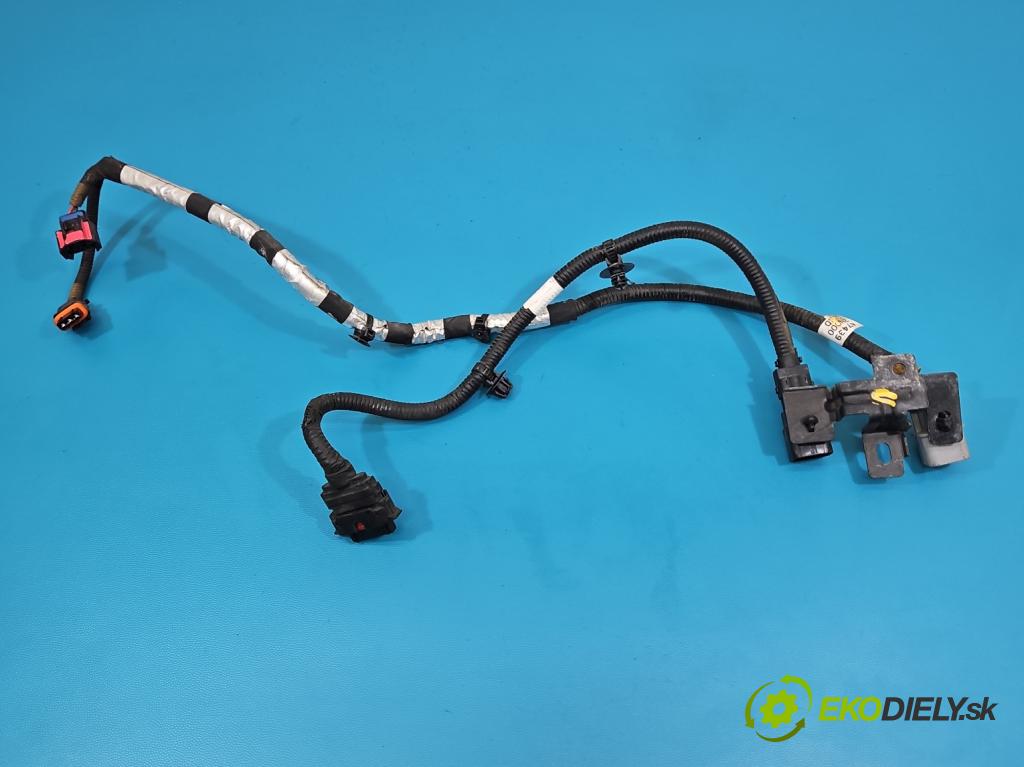 Hyundai I30 III 2016- 2.0 16V 280KM automatic 206 kW 1998 cm3 5- Balíček: vstřikovače 9162140017