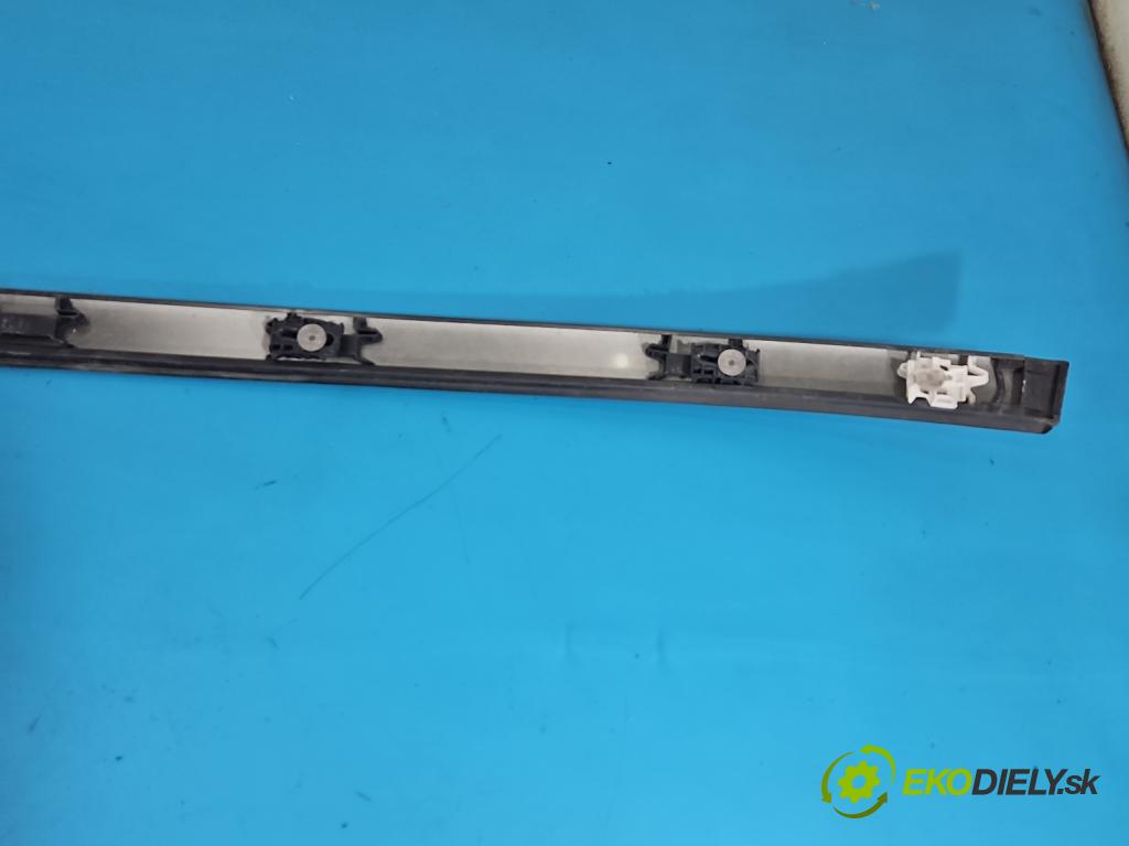 Land rover Discovery Sport 2014-2019 L550 2.0d 150 hp automatic 110 kW 1999 cm3 5- lišta střecha: levé