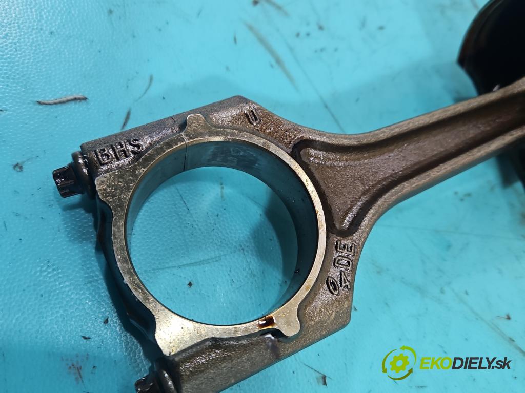 Audi A4 B9 2015-2024 2.0 TFSI 252KM automatic 185 kW 1984 cm3 4- piest  (Piest)