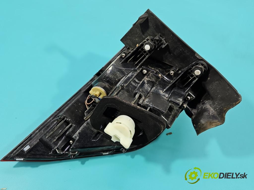 Vw Tiguan II 2016-2024 1.5 TSI 150 hp automatic 110 kW 1498 cm3 5- světlo zadní levé 5NA945095D (Klika dveří ostatní)