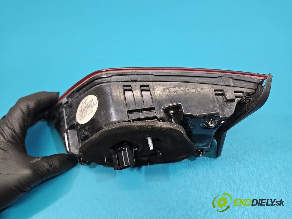 Vw Tiguan II 2016-2024 1.5 TSI 150 hp automatic 110 kW 1498 cm3 5- světlo zadní pravé 5NA945094F (Klika dveří ostatní)