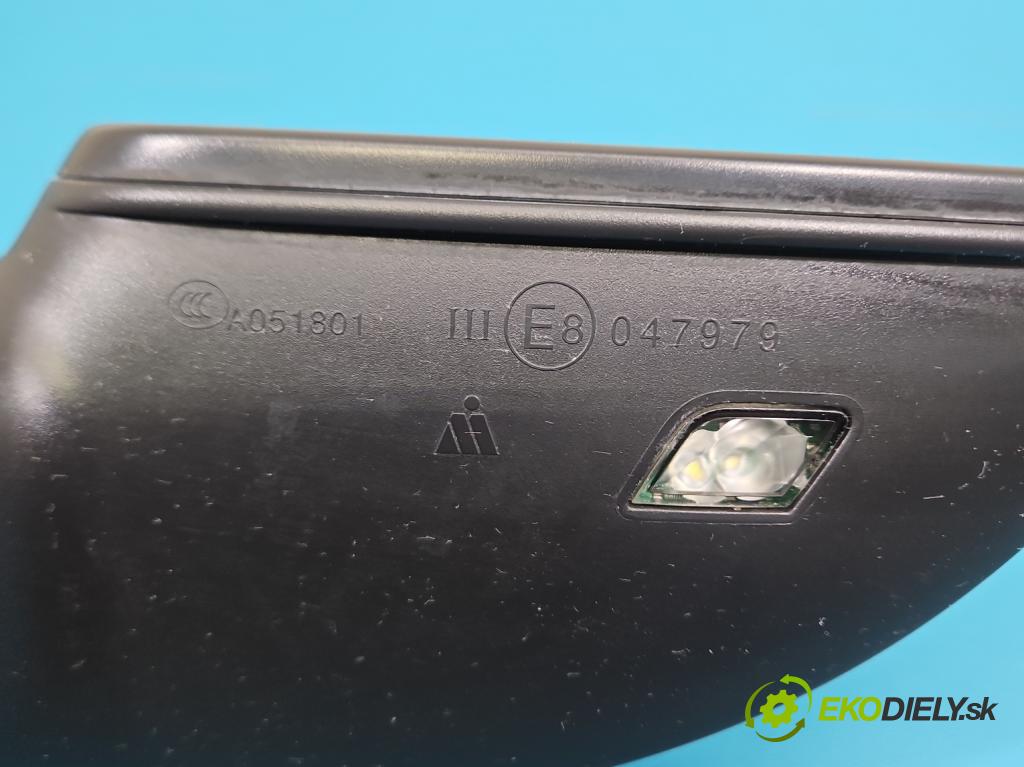 Vw Tiguan II 2016-2024 1.5 TSI 150 HP automatic 110 kW 1498 cm3 5- zrkadlo pravé  (Kľučka dverí ostatné)