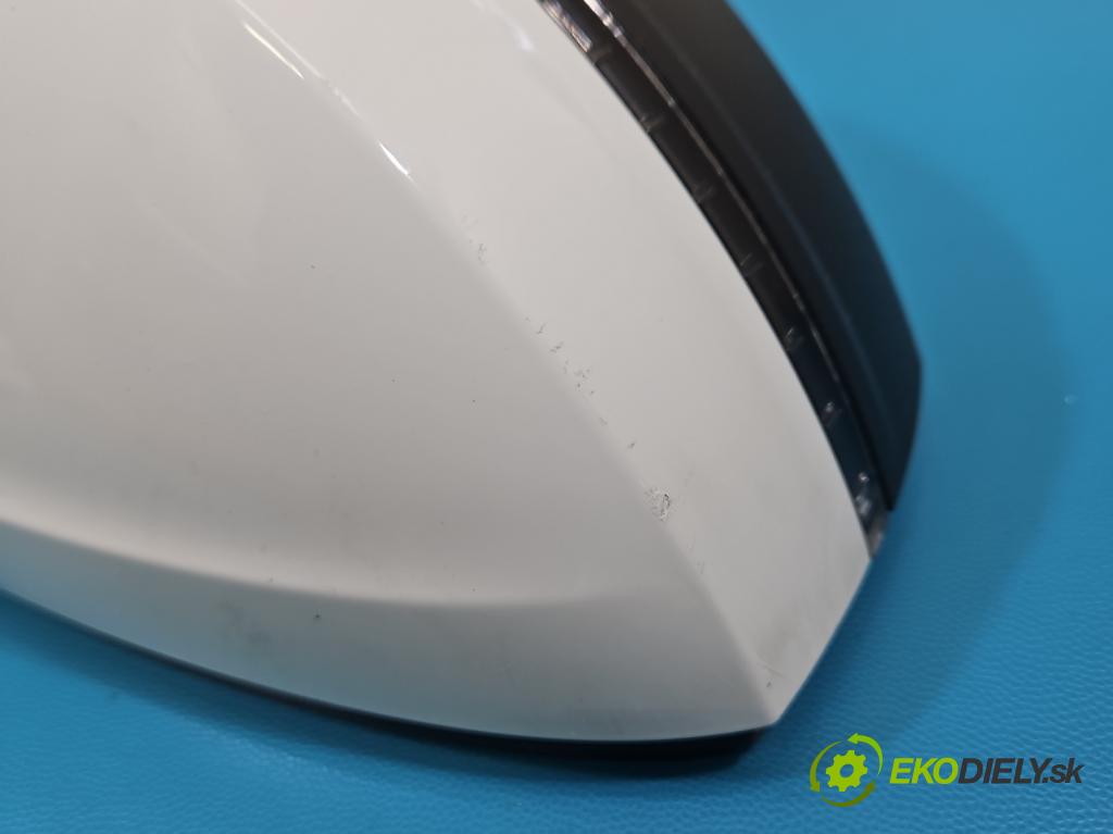 Vw Tiguan II 2016-2024 1.5 TSI 150 HP automatic 110 kW 1498 cm3 5- zrkadlo pravé  (Kľučka dverí ostatné)