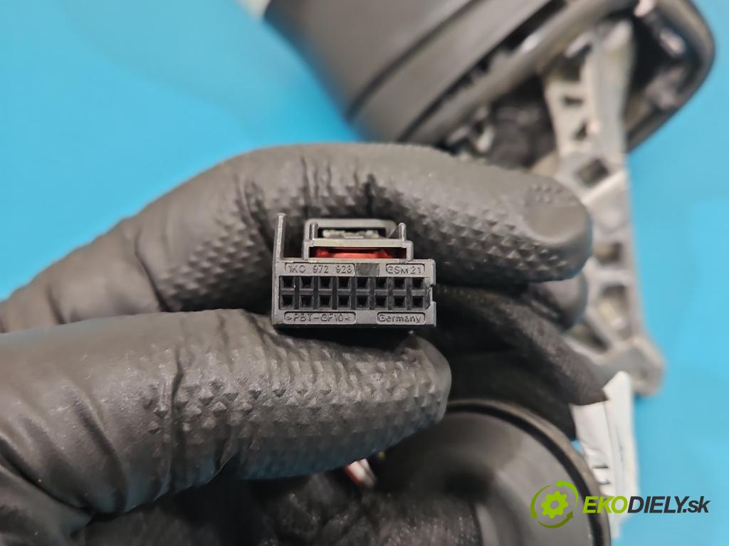 Vw Tiguan II 2016-2024 1.5 TSI 150 hp automatic 110 kW 1498 cm3 5- zpětné zrcátko pravé  (Klika dveří ostatní)