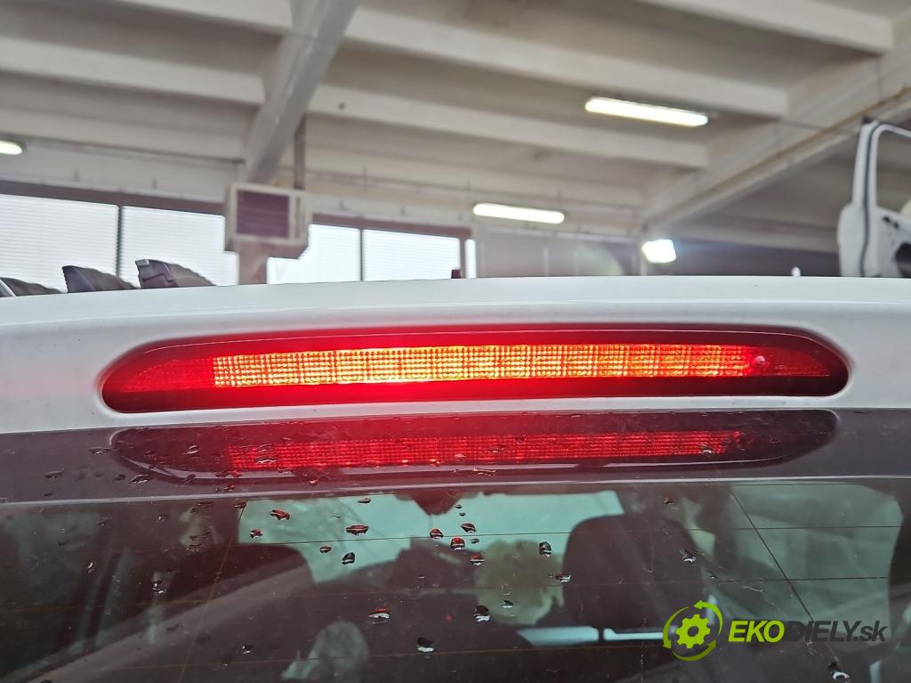 Vw Tiguan II 2016-2024 1.5 TSI 150 HP automatic 110 kW 1498 cm3 5- světlo: stop: 5G0945087B