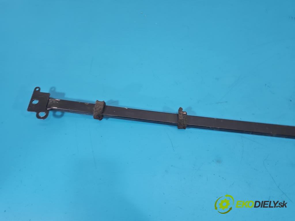 Land rover Range Rover Evoque I 2011-2018 2.0 td 150 HP automatic 110 kW 1999 cm3 5- Vzpěra: