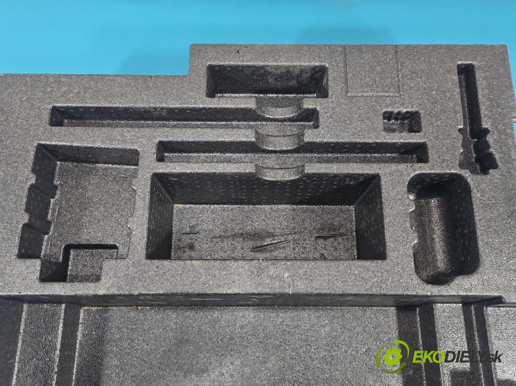 Land rover Range Rover Evoque I 2011-2018 2.0 td 150 HP automatic 110 kW 1999 cm3 5- Příspěvek: Polystyren: kufra: GJ32-19G381-AA