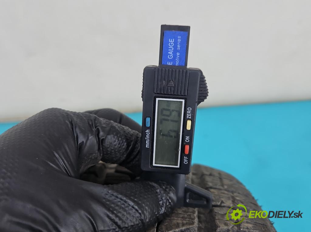 Kia Ceed I 2006-2012 2.0 crdi 140 HP manual 103 kW 1991 cm3 5- pneumatika zimné pár