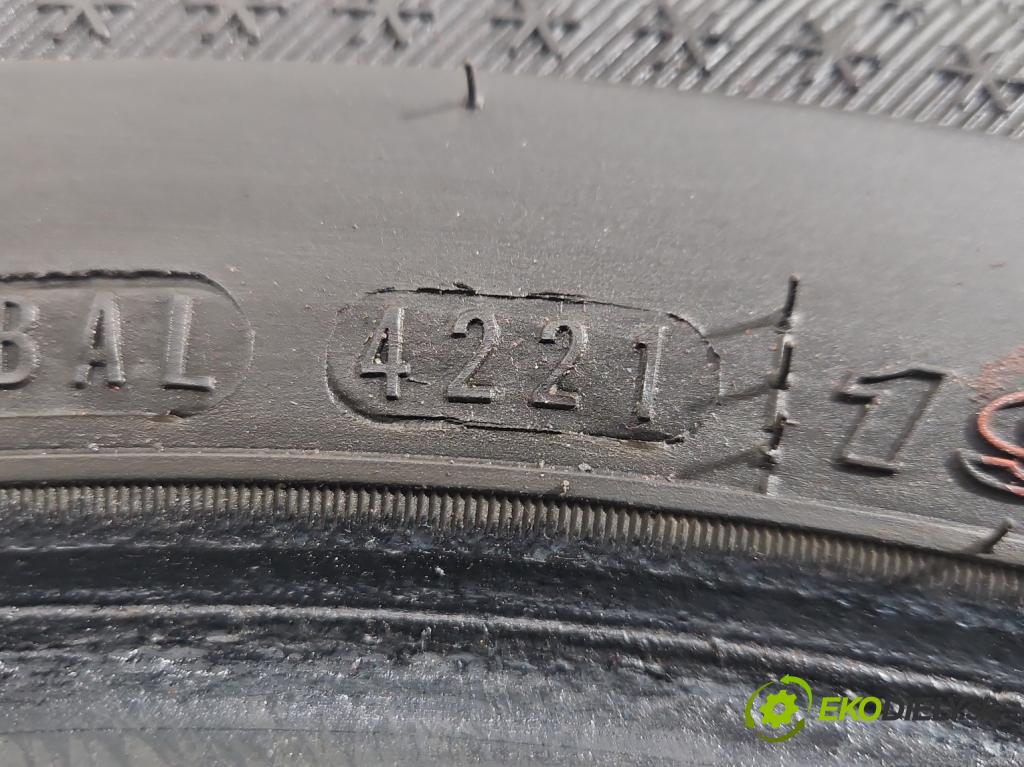 Kia Ceed I 2006-2012 2.0 crdi 140 HP manual 103 kW 1991 cm3 5- pneumatika zimné pár