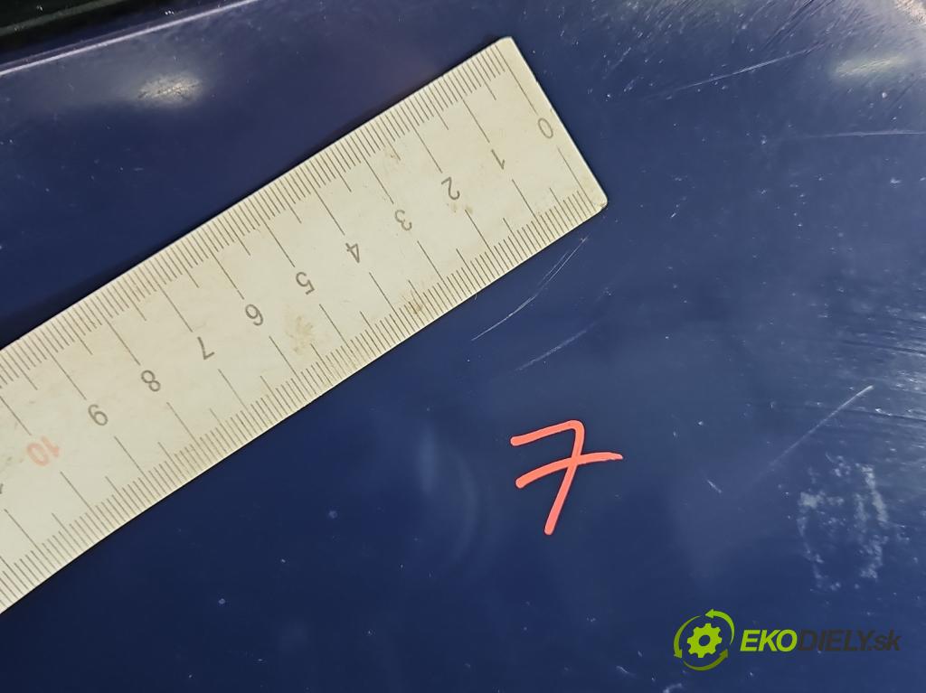 Renault Scenic II 2003-2009 1.9d 120 hp manual 88 kW 1870 cm3 5- zadní kufrové dveře  (Zadní kapota (kufr))