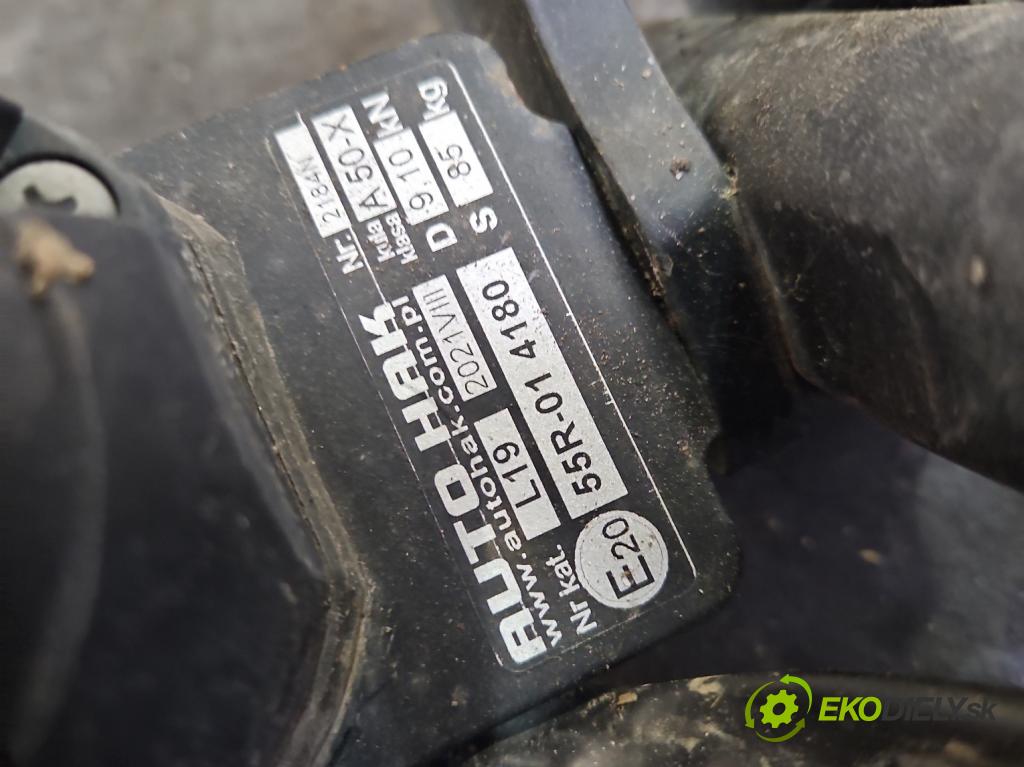 Volvo S60 I 2000-2010 2.4 D5 163 HP manual 120 kW 2401 cm3 4- Hák: vlečení:  (Ťažné zariadenie)