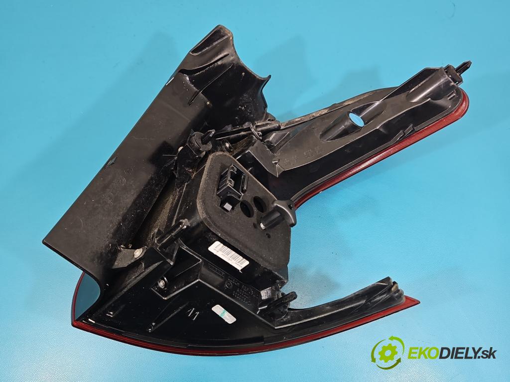 Peugeot 2008 I 2013-2019 1.2 12V 131 HP manual 96 kW 1199 cm3 5- svetlo / reflektor zadné ľavé 9826730480 (Kľučka dverí ostatné)