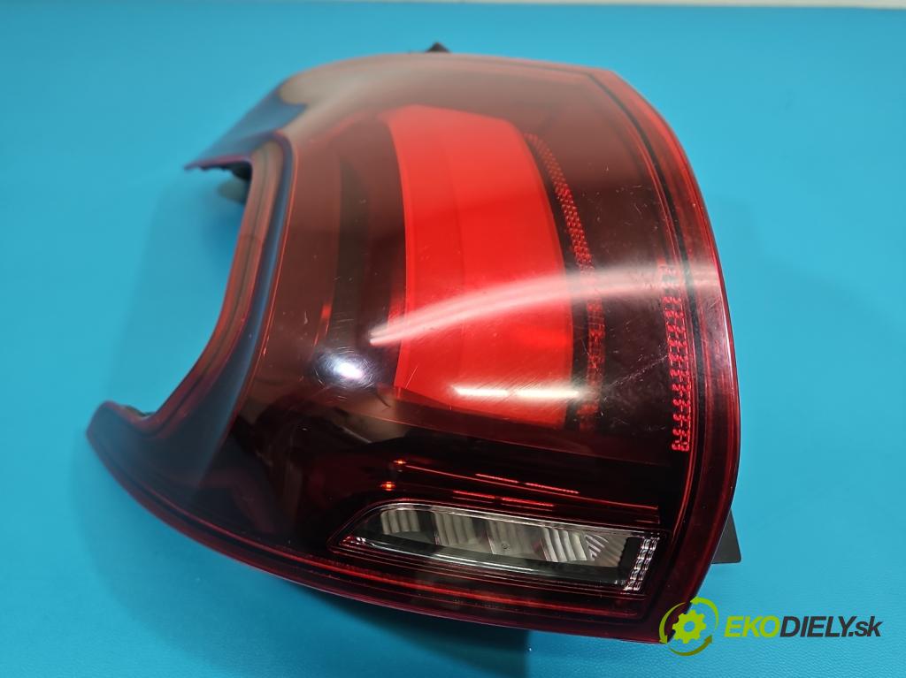 Peugeot 2008 I 2013-2019 1.2 12V 131 HP manual 96 kW 1199 cm3 5- svetlo / reflektor zadné ľavé 9826730480 (Kľučka dverí ostatné)