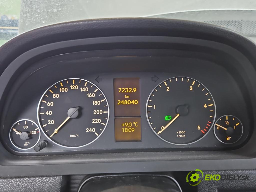 Mercedes A W169 2004-2012 2.0 CDI 82 hp manual 60 kW 1999 cm3 5- Přístrojová deska A1695400848 (Přístrojová deska)