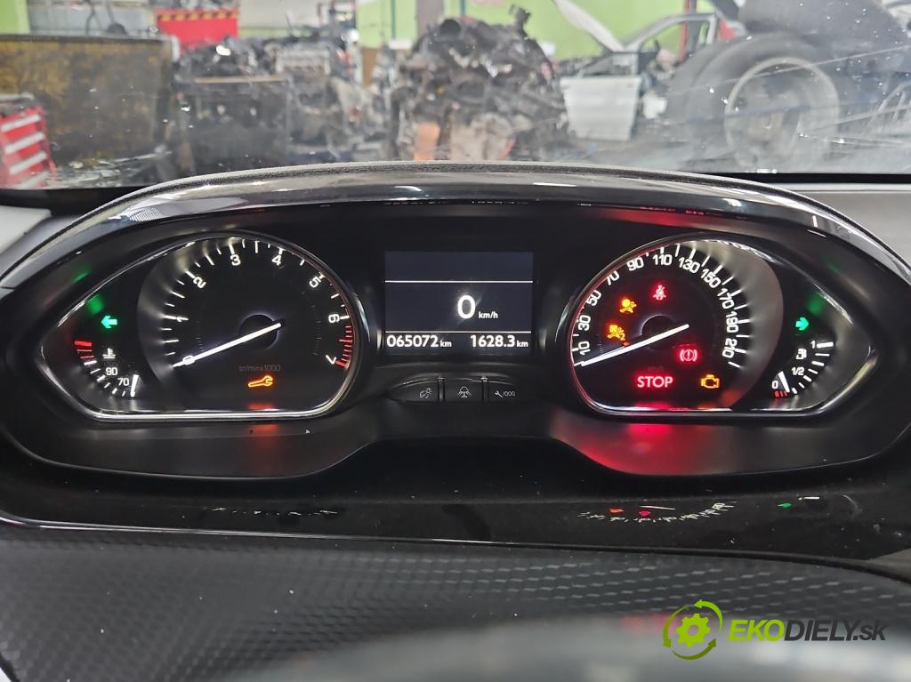 Peugeot 2008 I 2013-2019 1.2 12V 131 HP manual 96 kW 1199 cm3 5- prístrojovka/ budíky 9824707380 (Prístrojová doska)