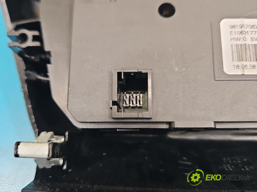 Peugeot 2008 I 2013-2019 1.2 12V 131 HP manual 96 kW 1199 cm3 5- panel kúrenia 98195706XU