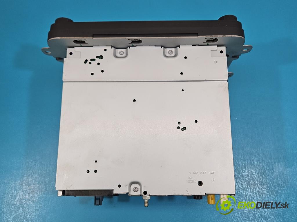 Vw Passat B6 2005-2010 2.0 FSI 150 hp manual 110 kW 1984 cm3 4- Radio továrna: 1T0035194C