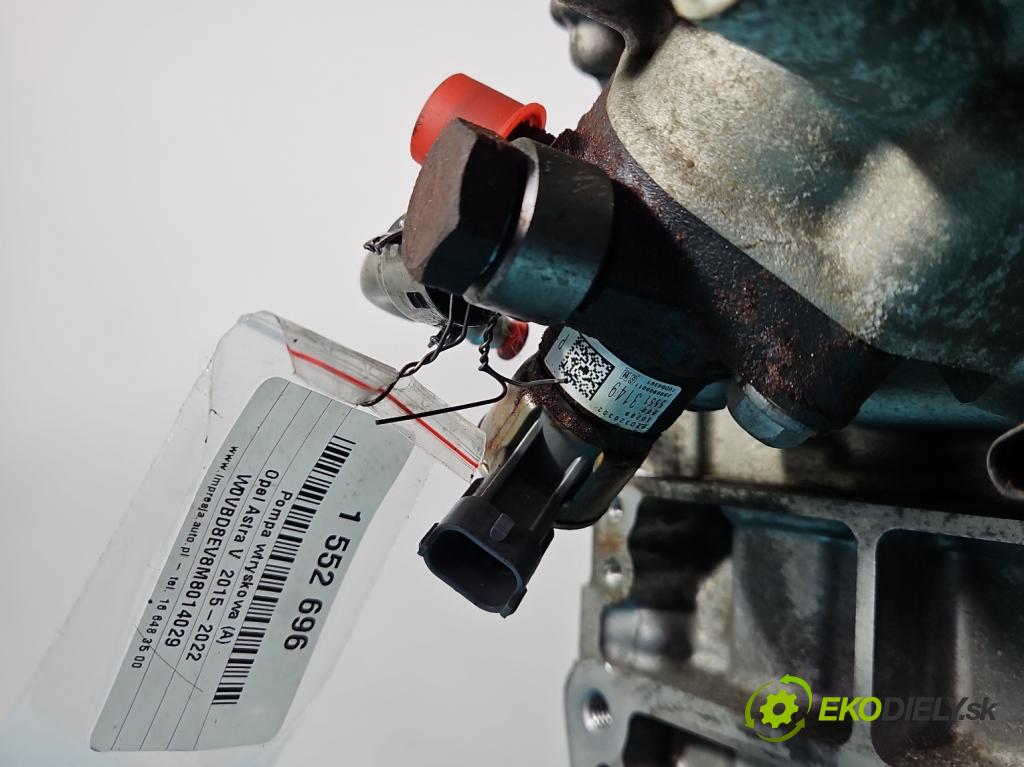 Opel Astra V  2015-2022 1.5 cdti 122 HP manual 90 kW 1496 cm3 5- čerpadlo vstrekovacia 55513149 (Vstrekovacie čerpadlo)