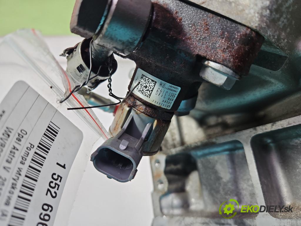 Opel Astra V  2015-2022 1.5 cdti 122 HP manual 90 kW 1496 cm3 5- čerpadlo vstrekovacia 55513149 (Vstrekovacie čerpadlo)