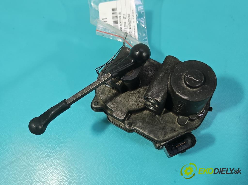 Audi A6 C6 2004-2011 3.0 tdi 232KM automatic 171 kW 2967 cm3 5- Ovladač: klapky: kolektor 059129086M (Motorček ostatné)