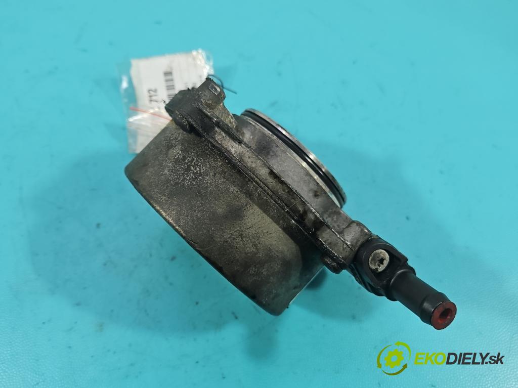 Audi A6 C6 2004-2011 3.0 tdi 232KM automatic 171 kW 2967 cm3 5- čerpadlo vákuum 700906080