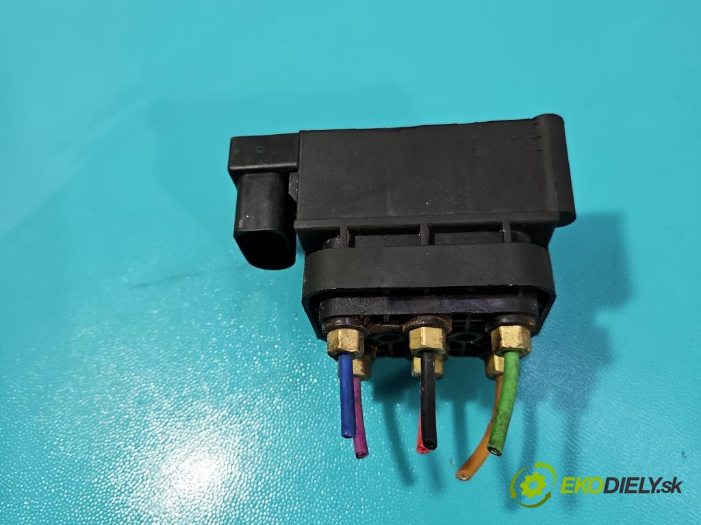 Audi A6 C6 2004-2011 3.0 tdi 232KM automatic 171 kW 2967 cm3 5- Distributor: