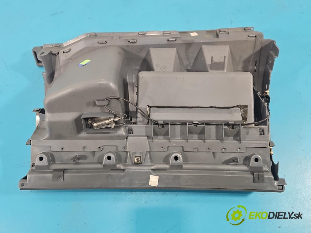 Seat Toledo II 1998-2004 1.9 tdi 110 hp manual 81 kW 1896 cm3 4- kastlík 1M1857104A