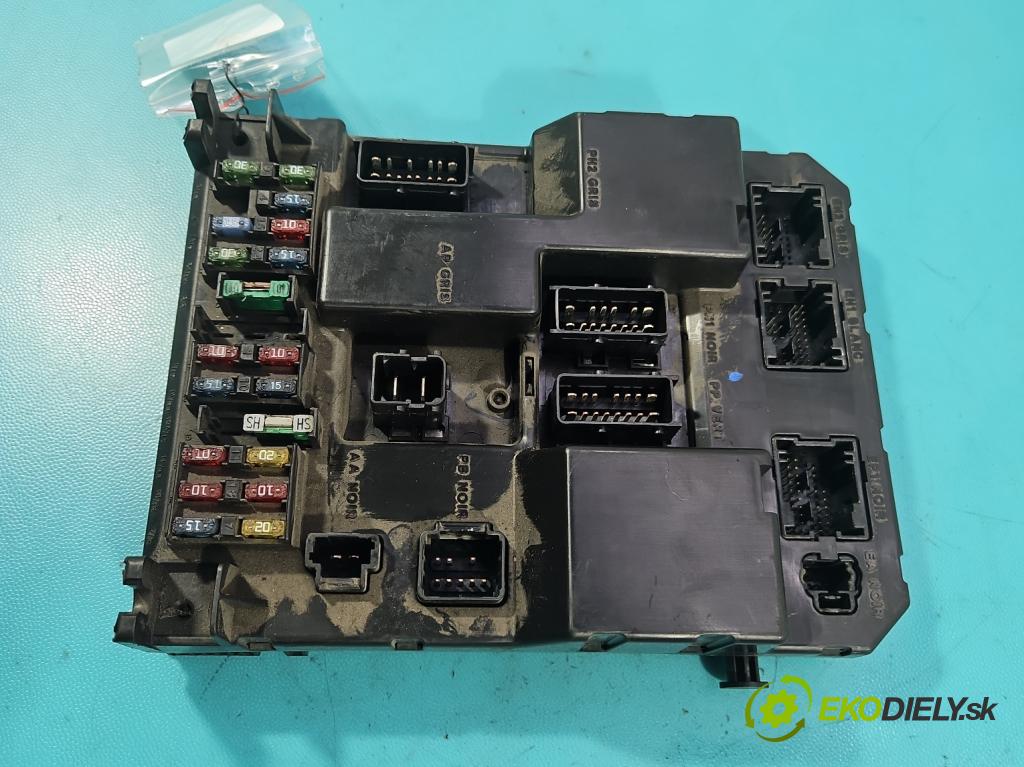 Peugeot 307 2.0 hdi 109 hp manual 80 kW 1997 cm3 5- řídící jednotka 9651196980