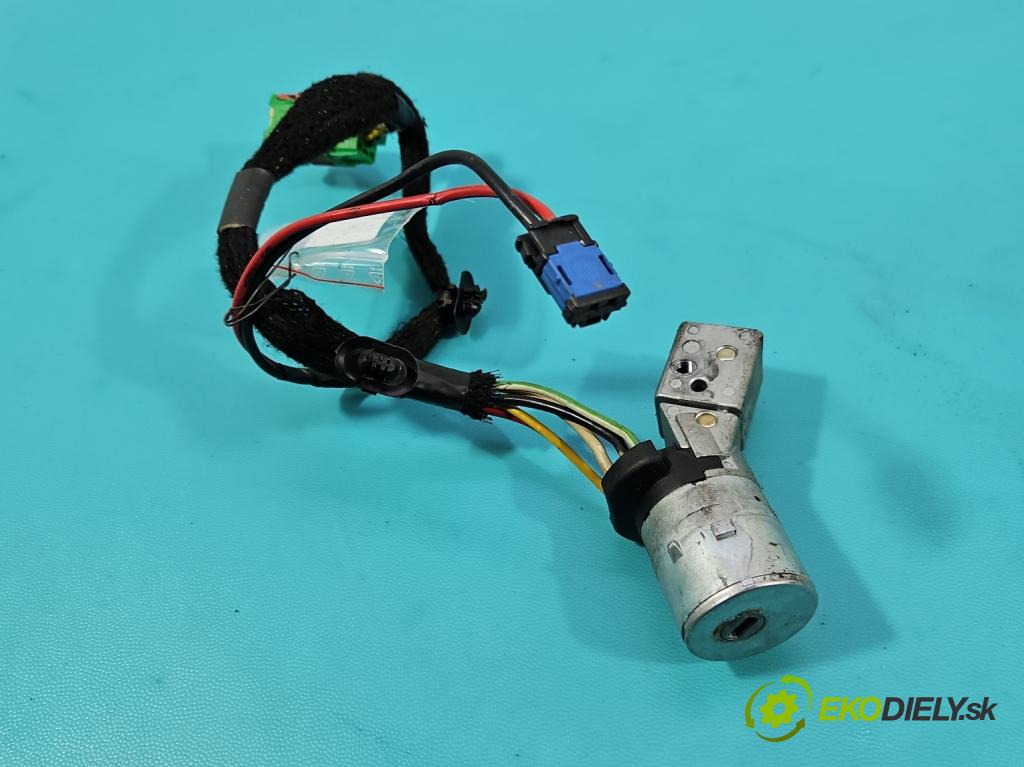 Peugeot 307 2.0 hdi 109 HP manual 80 kW 1997 cm3 5- Spínačka  (Spínacia skrinka)