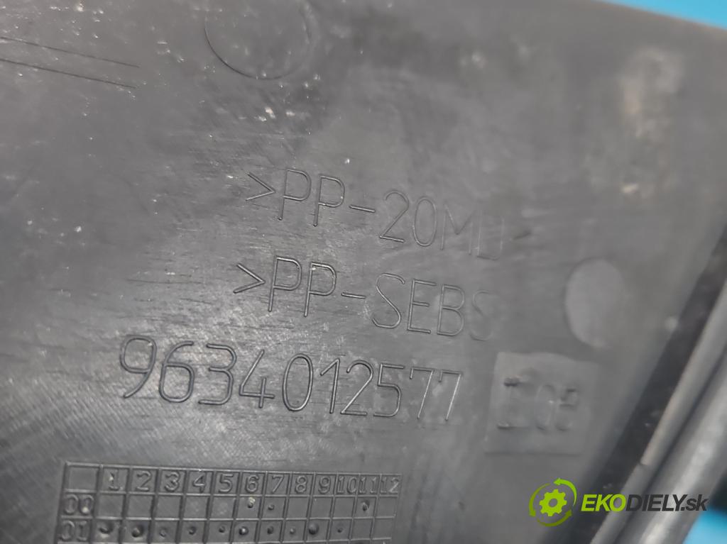 Peugeot 307 2.0 hdi 109 HP manual 80 kW 1997 cm3 5- torpédo 9634012577 (Torpédo (plast pod čelným sklom))