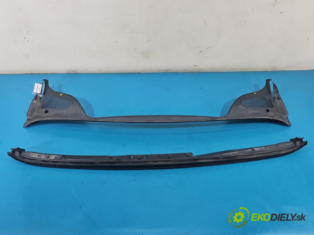 Peugeot 307 2.0 hdi 109 HP manual 80 kW 1997 cm3 5- torpédo 9634012577 (Torpédo (plast pod čelným sklom))