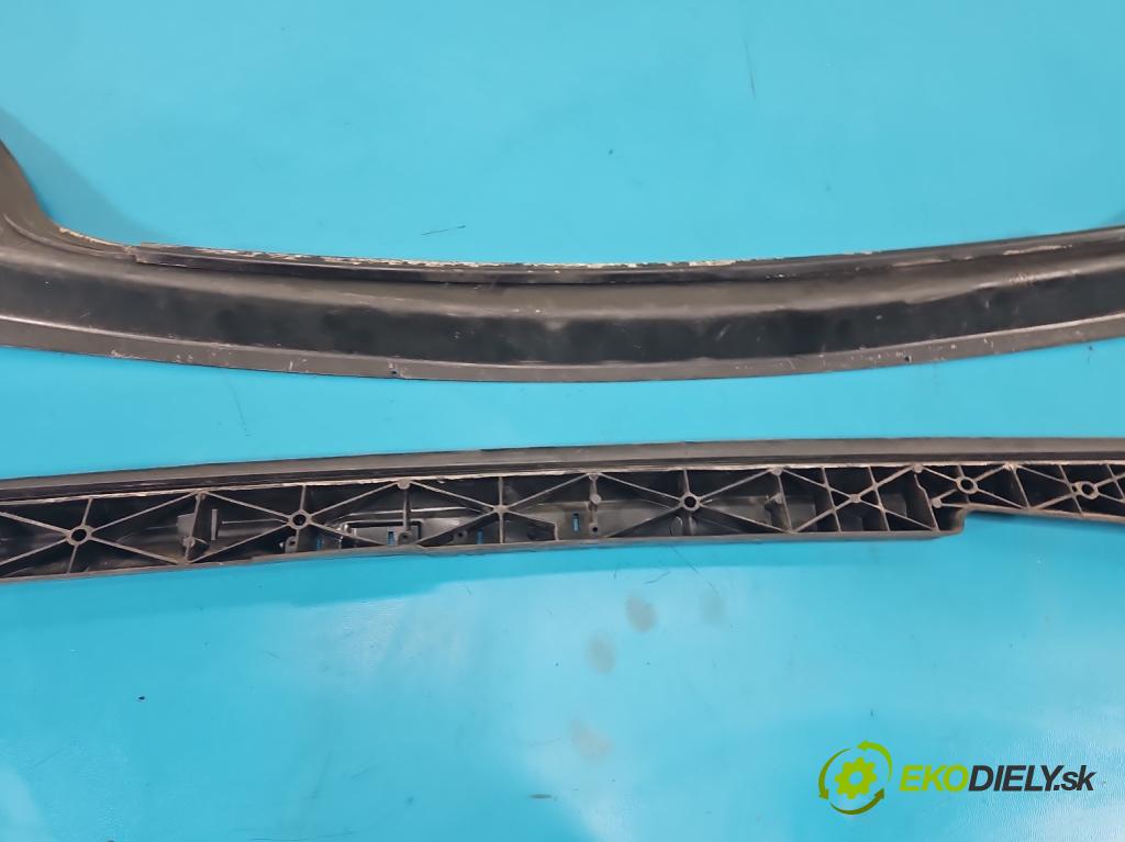 Peugeot 307 2.0 hdi 109 HP manual 80 kW 1997 cm3 5- torpédo 9634012577 (Torpédo (plast pod čelným sklom))