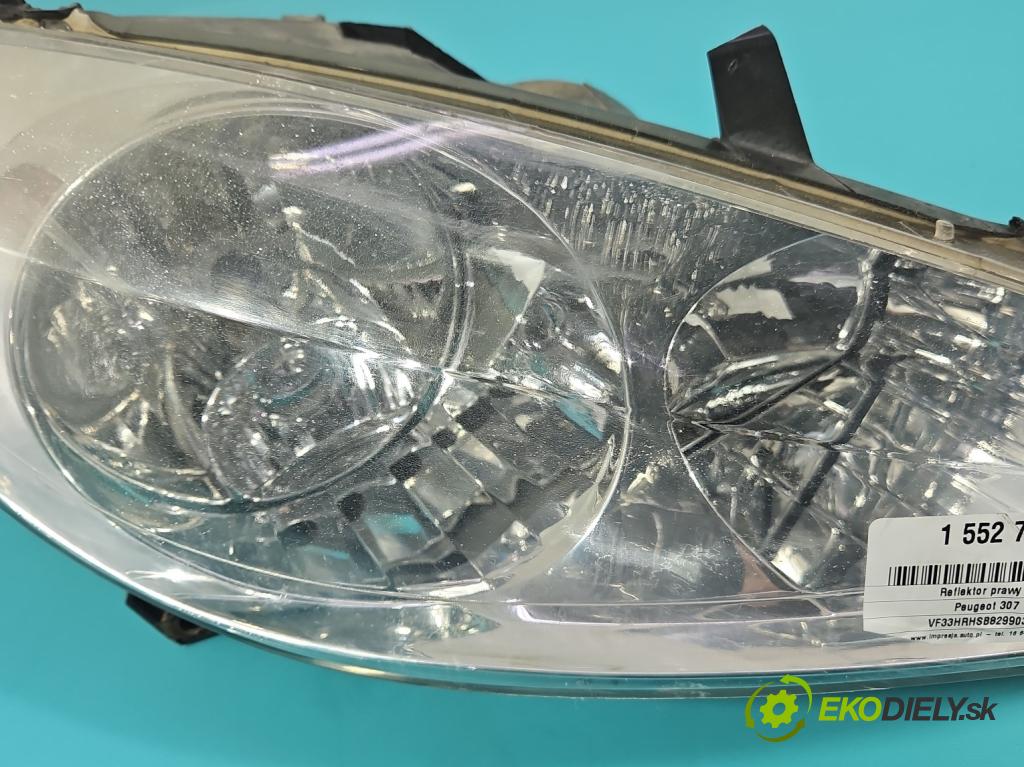 Peugeot 307 2.0 hdi 109 HP manual 80 kW 1997 cm3 5- Reflektor: pravý  (Svetlo predné pravé)