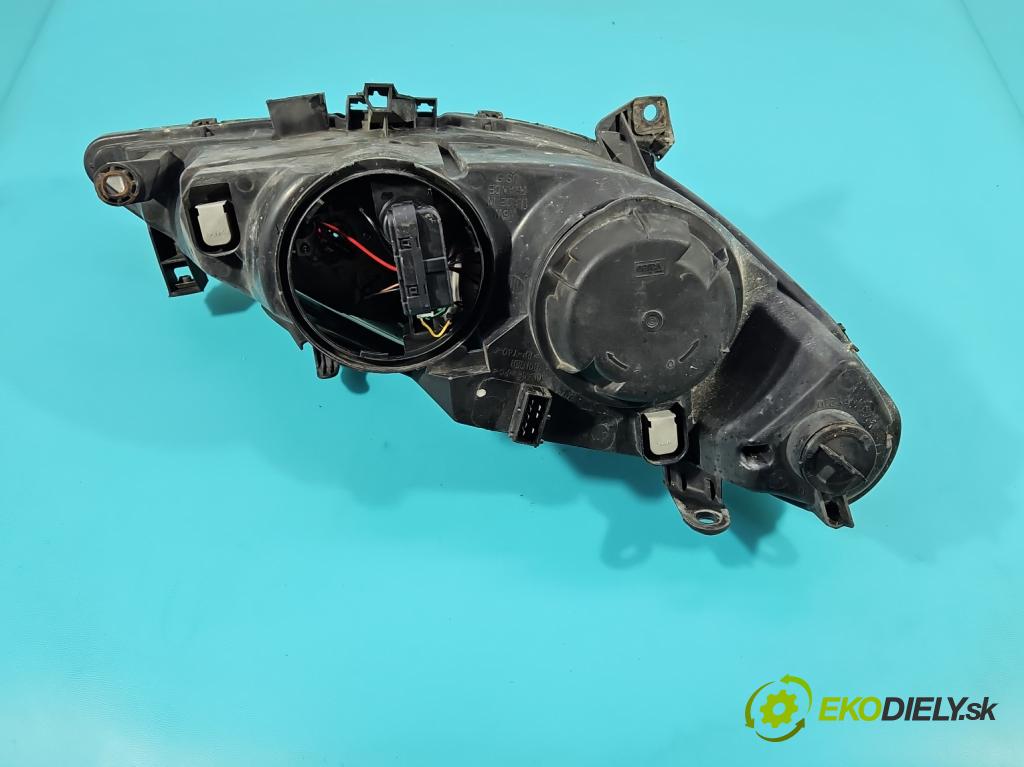 Peugeot 307 2.0 hdi 109 HP manual 80 kW 1997 cm3 5- Reflektor: ľavý (Kľučka dverí ostatné)