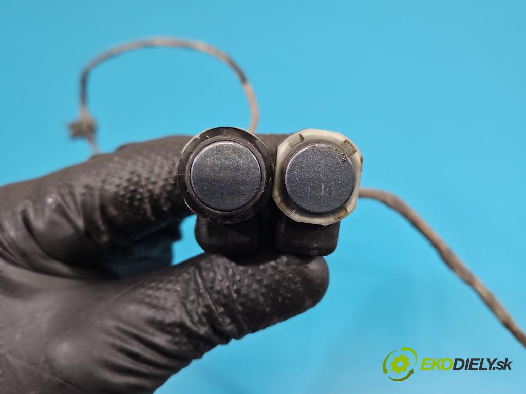 Audi A4 B8 2007-2015 2.0 tdi 136hp manual 100 kW 1968 cm3 4- snímač parkování 8K0971104C