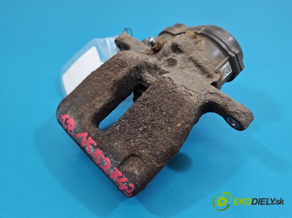 Audi A4 B8 2007-2015 2.0 tdi 136hp manual 100 kW 1968 cm3 4- brzdič zadní pravý  (Klika dveří ostatní)