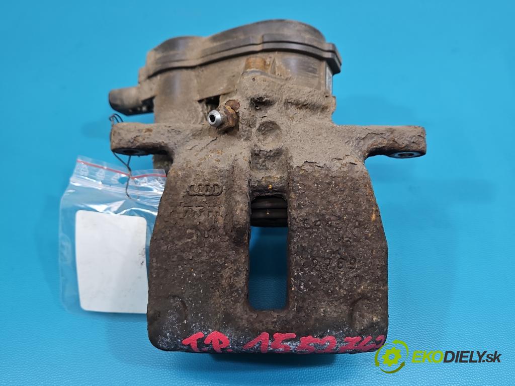 Audi A4 B8 2007-2015 2.0 tdi 136hp manual 100 kW 1968 cm3 4- brzdič zadní pravý  (Klika dveří ostatní)