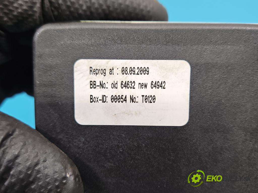 Audi A4 B8 2007-2015 2.0 tdi 136hp manual 100 kW 1968 cm3 4- čerpadlo abs 0265236294 (Pumpa ABS)