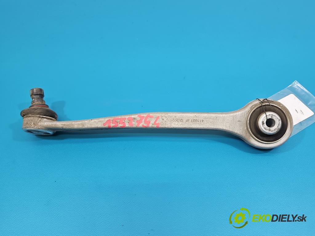 Audi A4 B8 2007-2015 2.0 tdi 136hp manual 100 kW 1968 cm3 4- přední levý  (Klika dveří ostatní)