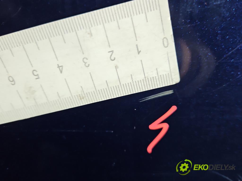 Vw Passat B6 2005-2010 2.0 FSI 150 hp manual 110 kW 1984 cm3 4- dveře zadní pravé  (Klika dveří ostatní)