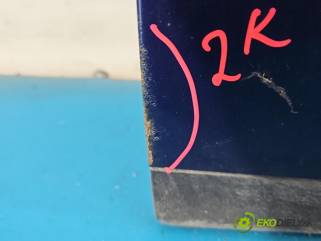 Vw Passat B6 2005-2010 2.0 FSI 150 HP manual 110 kW 1984 cm3 4- dvere predné ľavé  (Kľučka dverí ostatné)