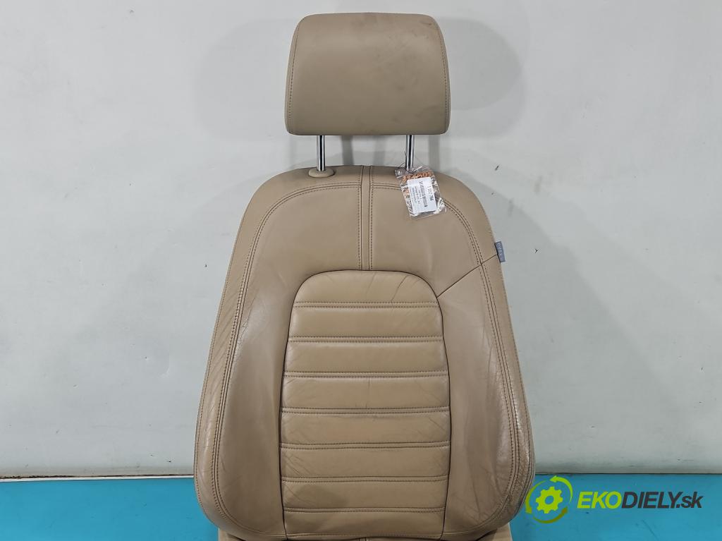 Vw Passat B6 2005-2010 2.0 FSI 150 hp manual 110 kW 1984 cm3 4- Sedadlo levý  (Sedadlo)
