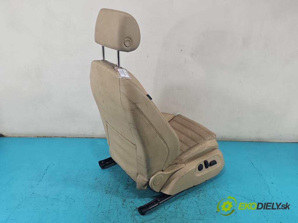Vw Passat B6 2005-2010 2.0 FSI 150 hp manual 110 kW 1984 cm3 4- Sedadlo pravý  (Sedadlo)