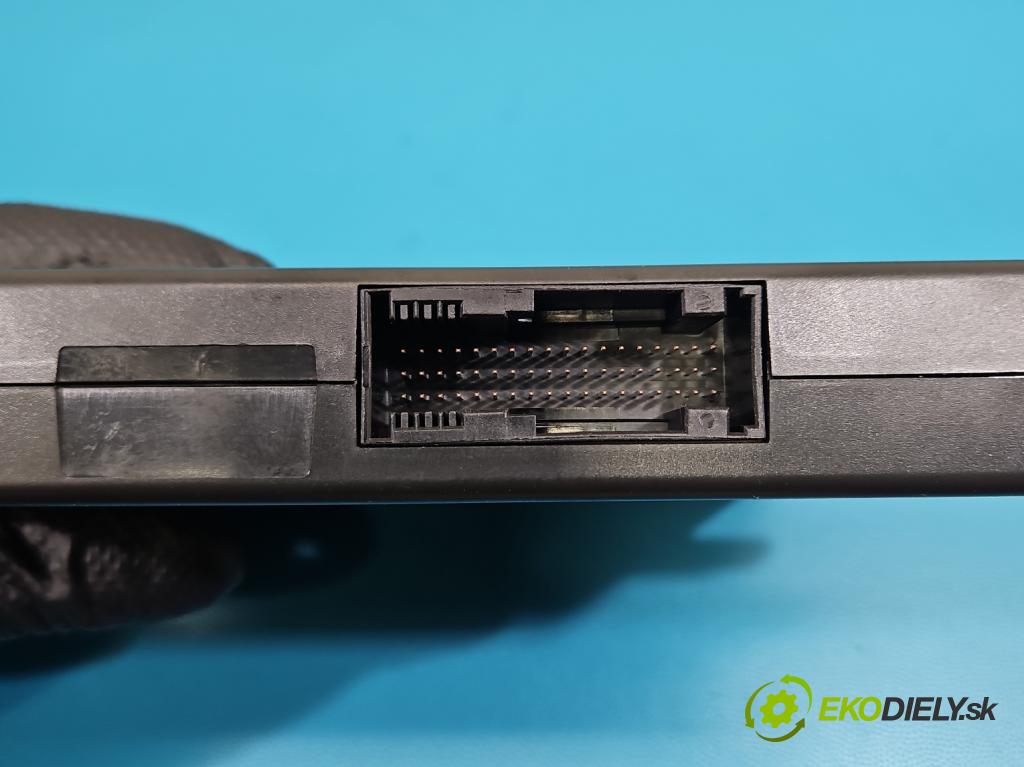 Vw Passat B6 2005-2010 2.0 FSI 150 HP manual 110 kW 1984 cm3 4- riadiaca jednotka ostatné 3C0035729B