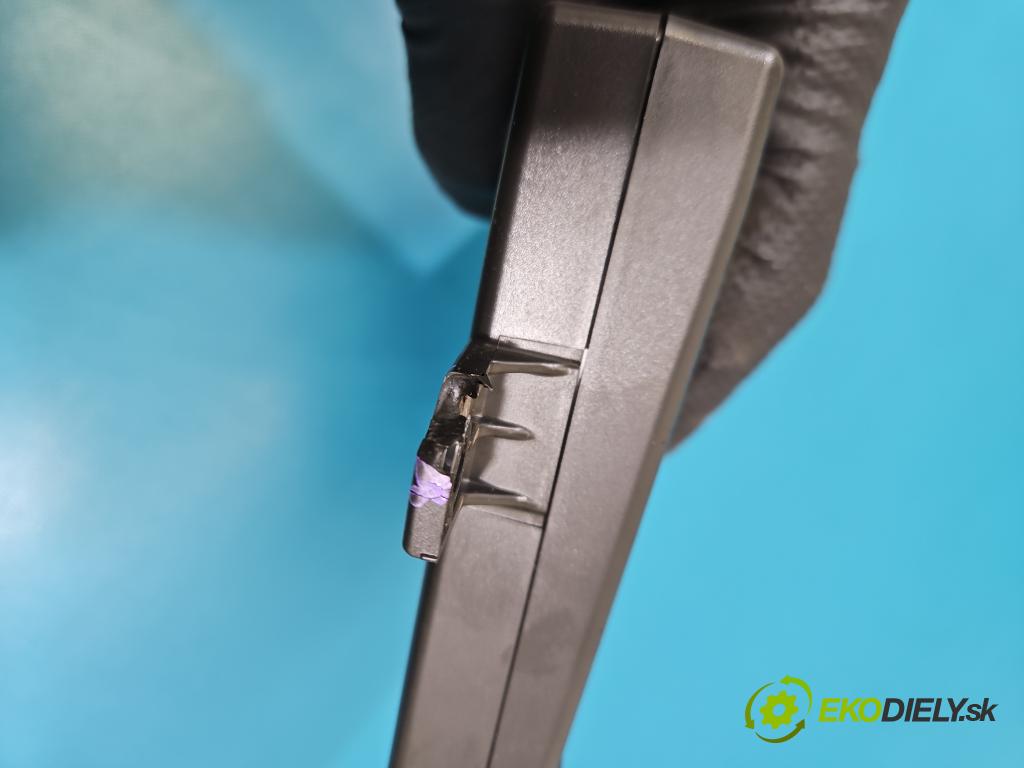 Vw Passat B6 2005-2010 2.0 FSI 150 HP manual 110 kW 1984 cm3 4- riadiaca jednotka ostatné 3C0035729B