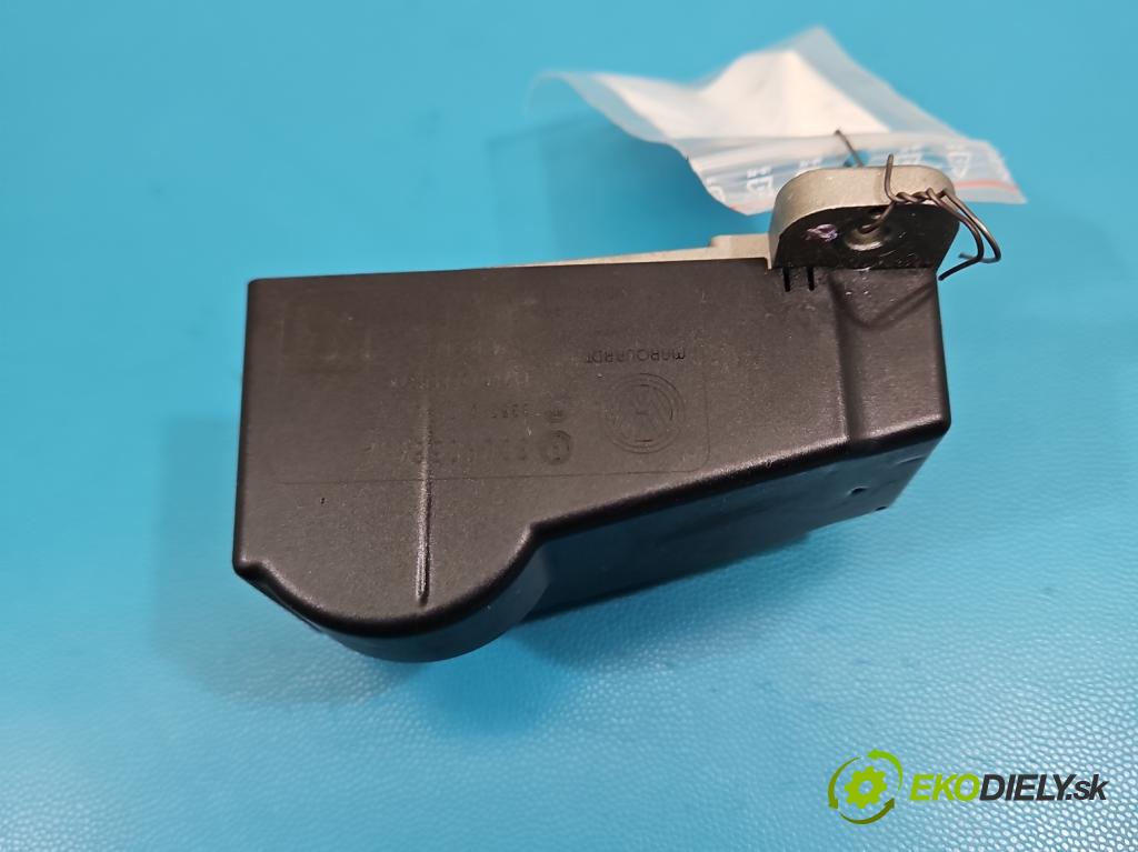 Vw Passat B6 2005-2010 2.0 FSI 150 HP manual 110 kW 1984 cm3 4- Blokáda: řízení: 3C0905861A (Riadenie ostatné)