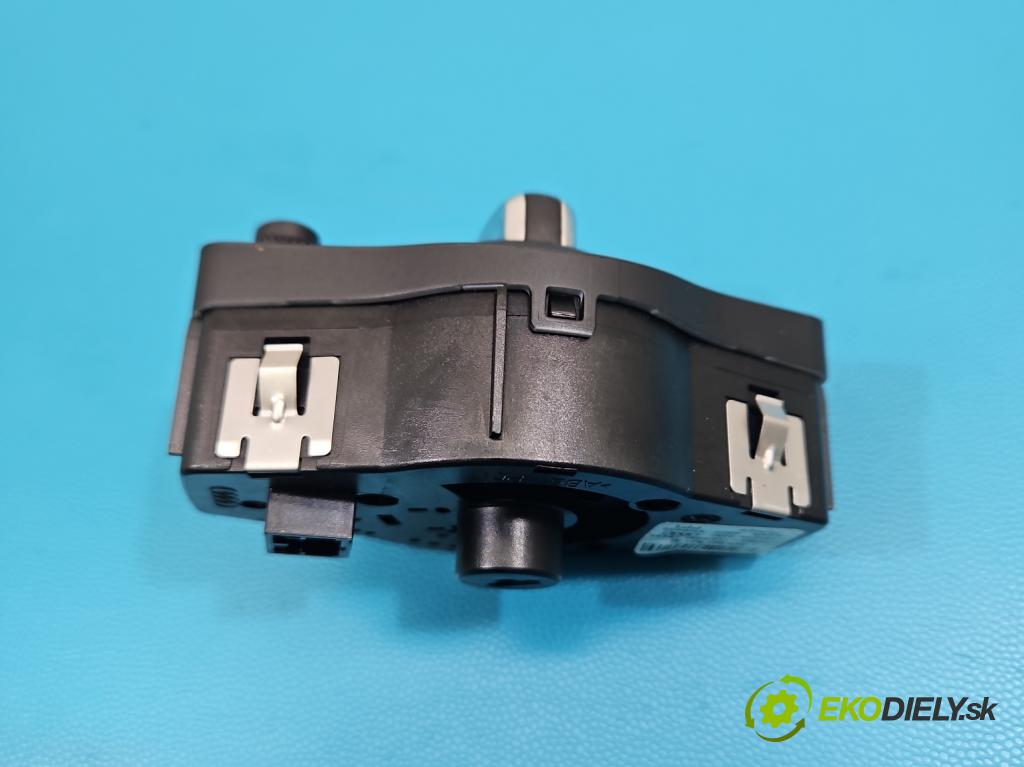 Audi A4 B8 2007-2015 2.0 tdi 136hp manual 100 kW 1968 cm3 4- Přepínač světel na deska: 8K0941531AL