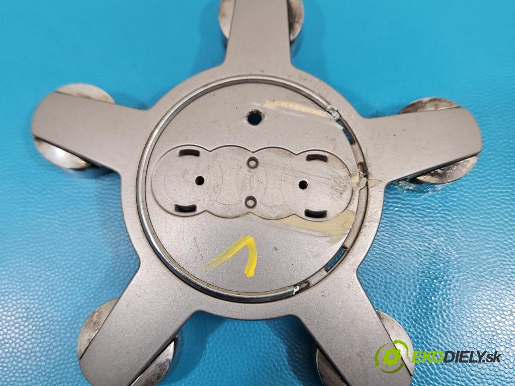 Audi A4 B8 2007-2015 2.0 tdi 136hp manual 100 kW 1968 cm3 4- Víčka: felg komplet 4F0601165N