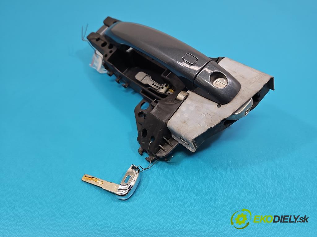 Audi A4 B8 2007-2015 2.0 tdi 136 HP manual 100 kW 1968 cm3 4- rukoväť predné ľavé mimo: 8T1837885B (Kľučka dverí vonkajšia predná ľavá)