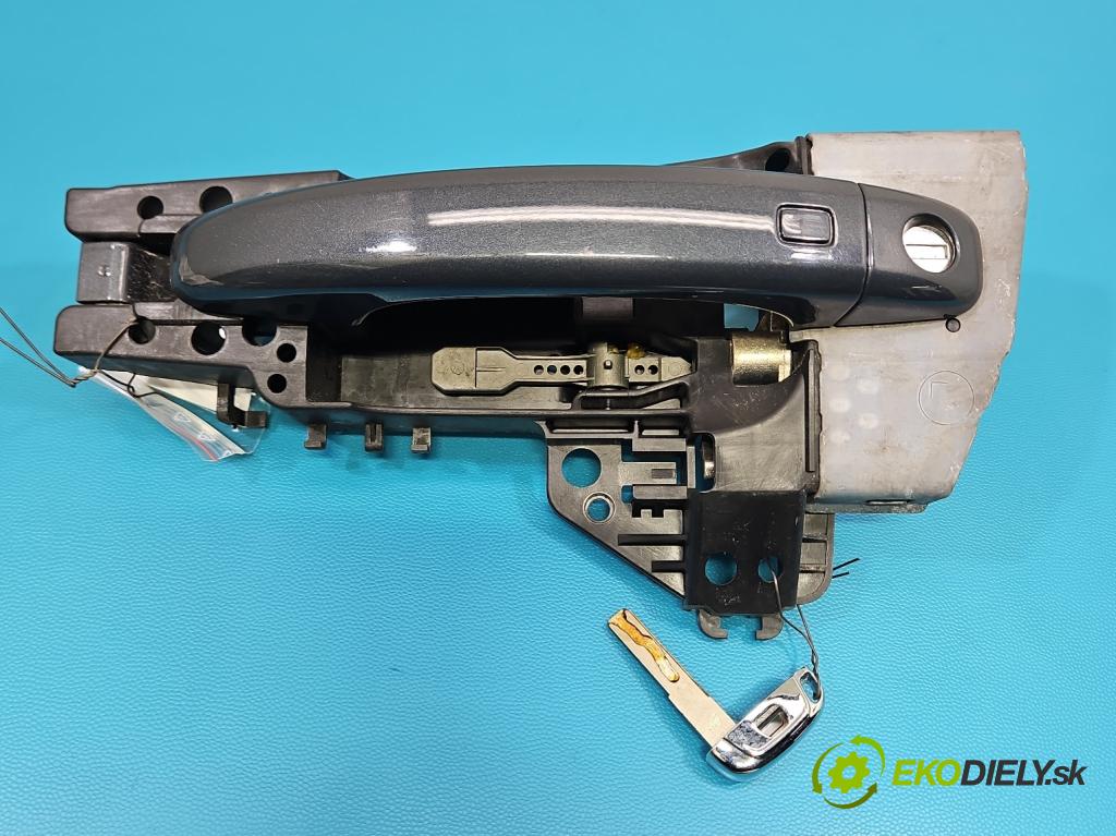 Audi A4 B8 2007-2015 2.0 tdi 136 HP manual 100 kW 1968 cm3 4- rukoväť predné ľavé mimo: 8T1837885B (Kľučka dverí vonkajšia predná ľavá)